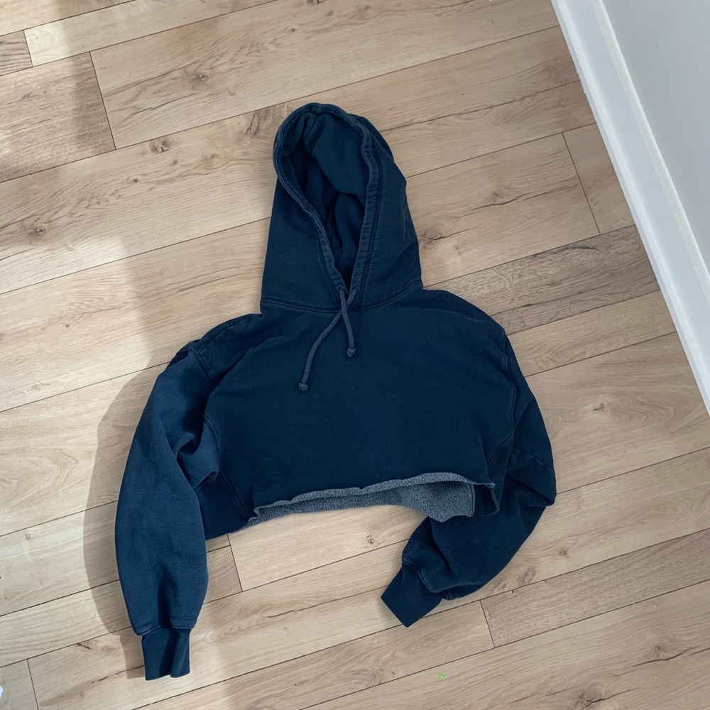 TNA cropped sweatshirt in navy